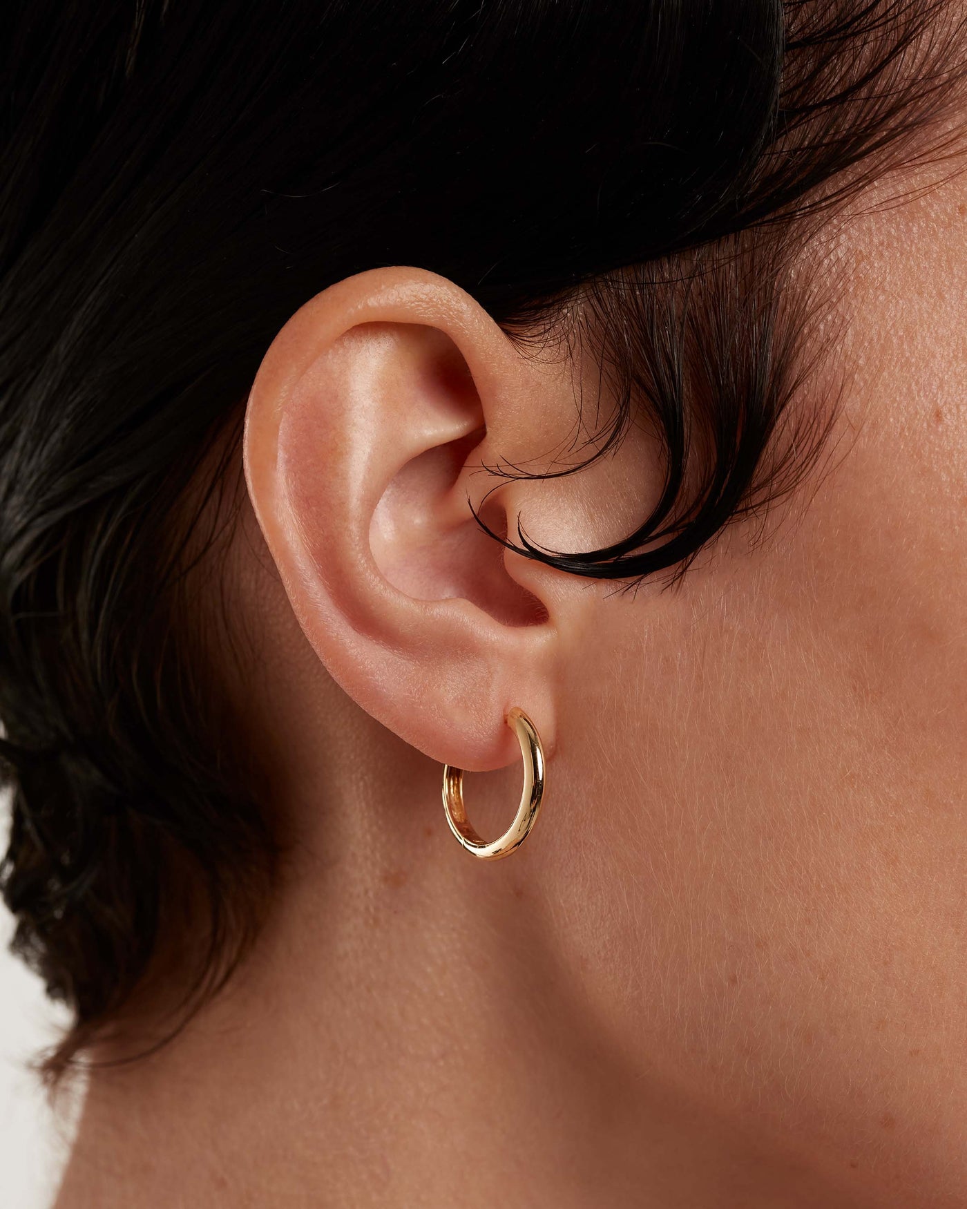 18 Karat Gold Small Medium Hoop Earrings – NUE Hoops